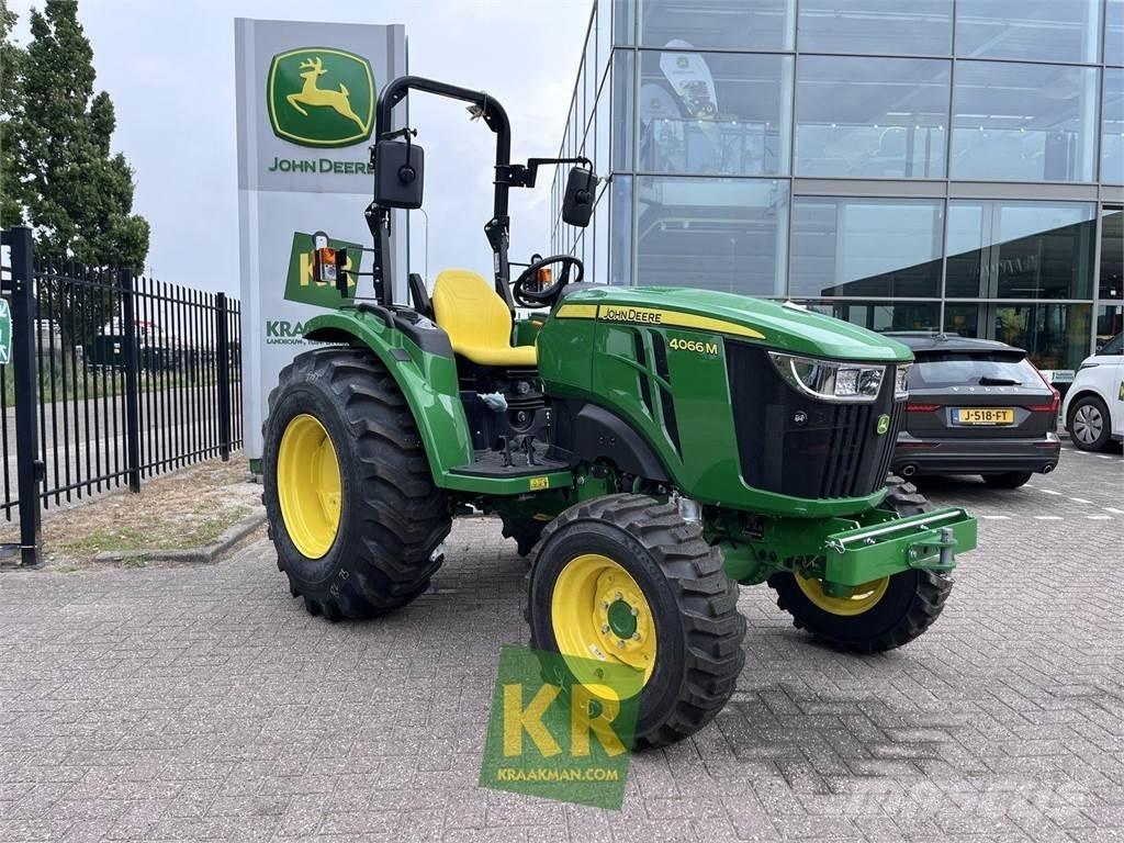 John Deere 4066M Micro tracteur