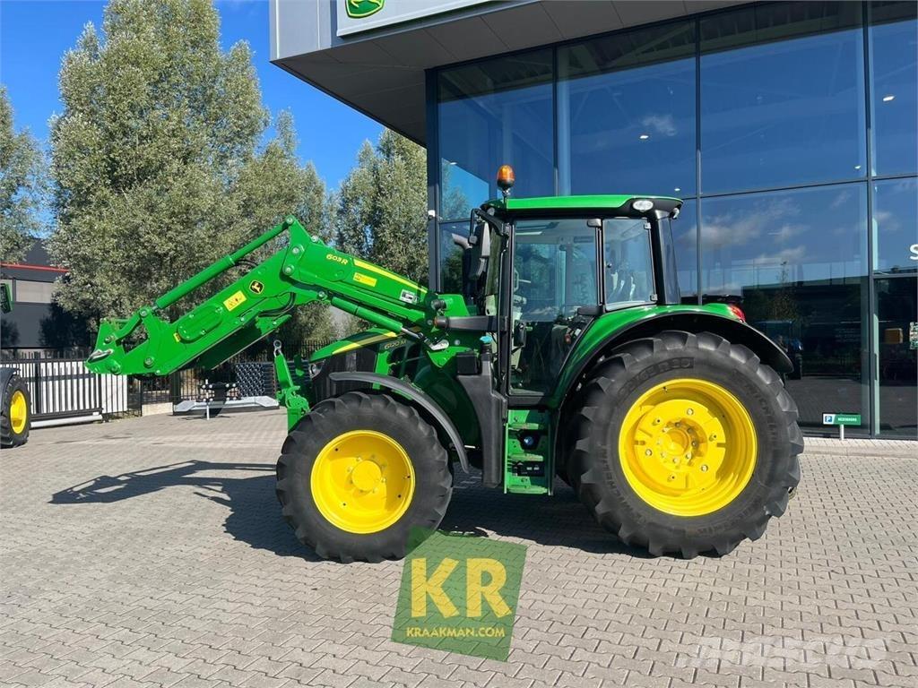 John Deere 6120M Tracteur