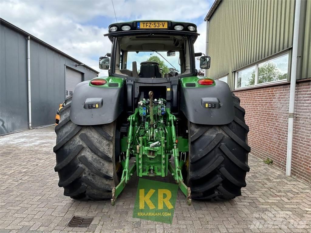 John Deere 6210R Tracteur