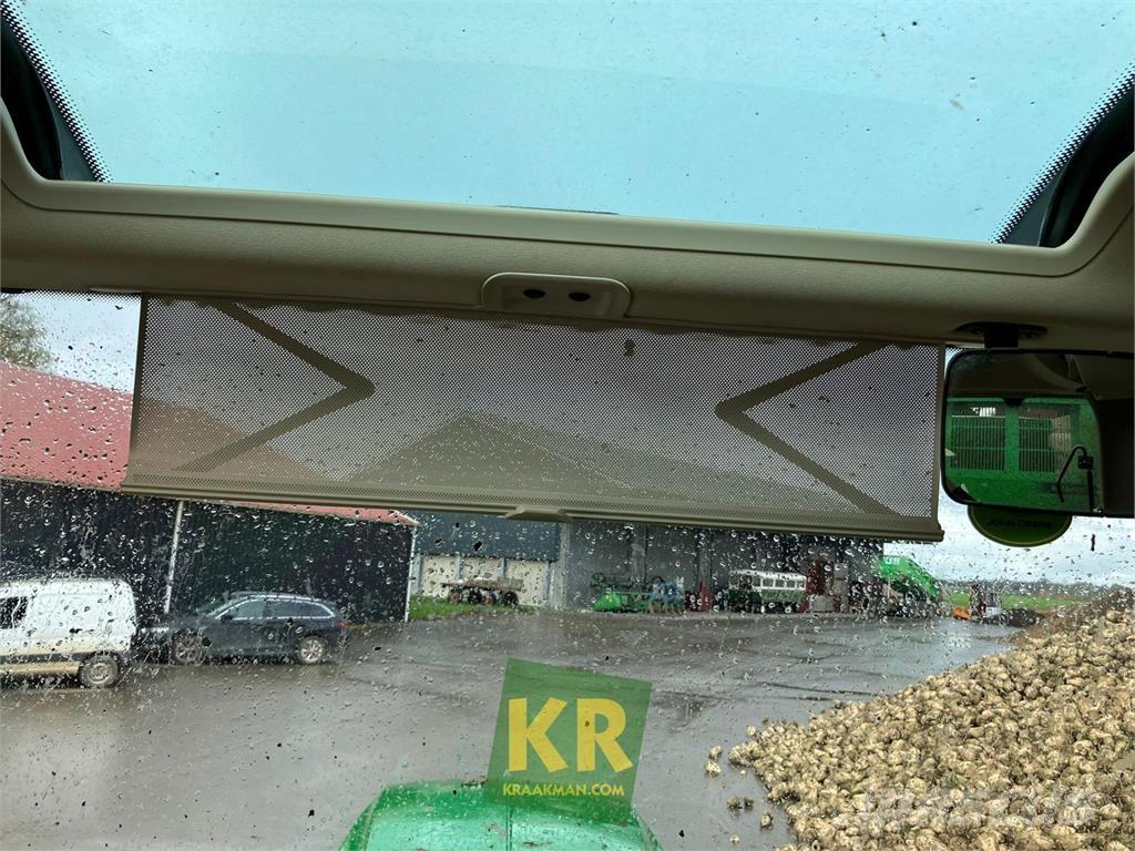 John Deere 6215R Tracteur