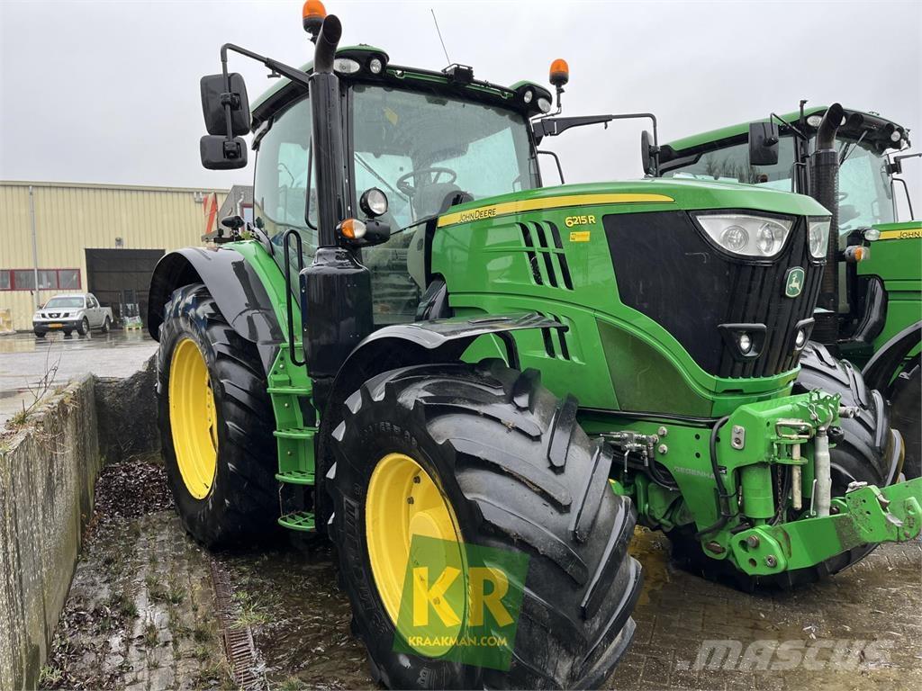 John Deere 6215R Tracteur