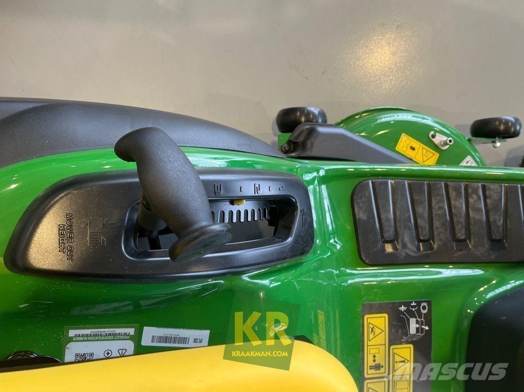 John Deere X167R Tondeuses montées
