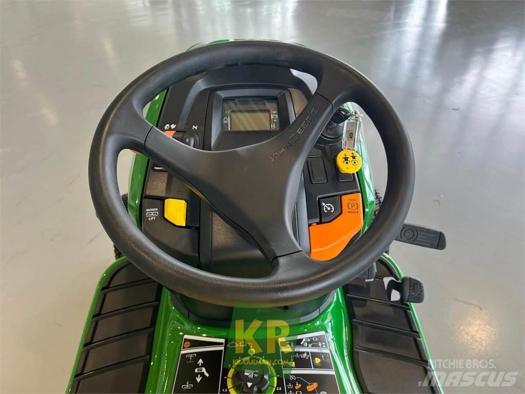 John Deere X380 Tondeuses montées