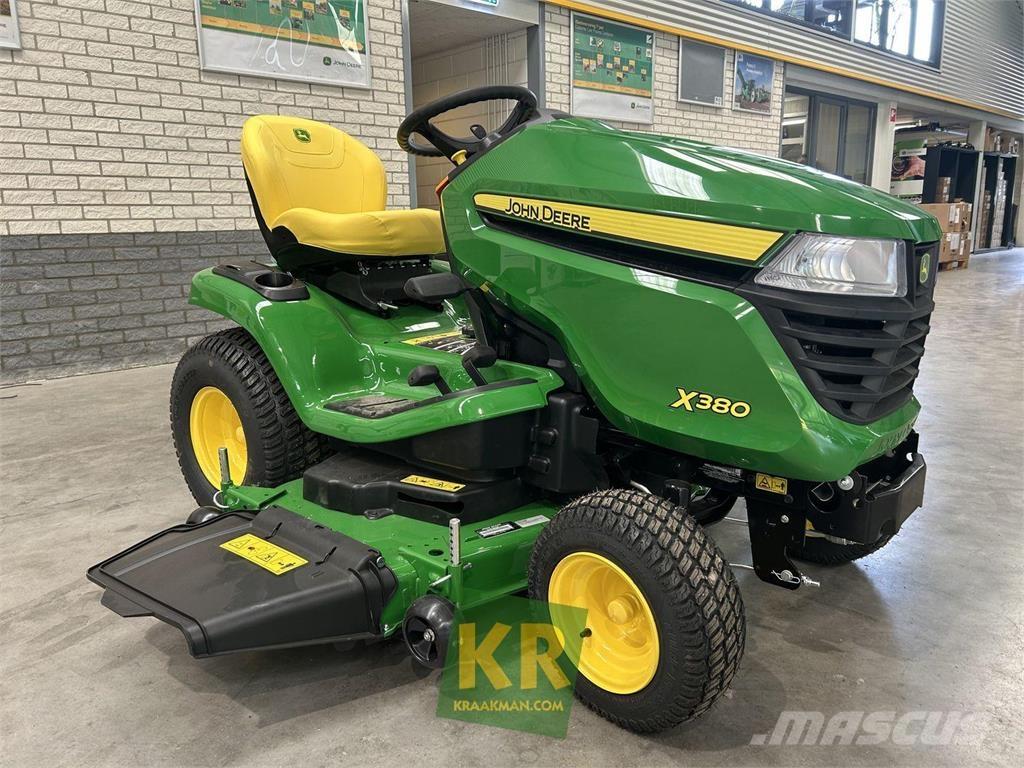 John Deere X380 Tondeuses montées