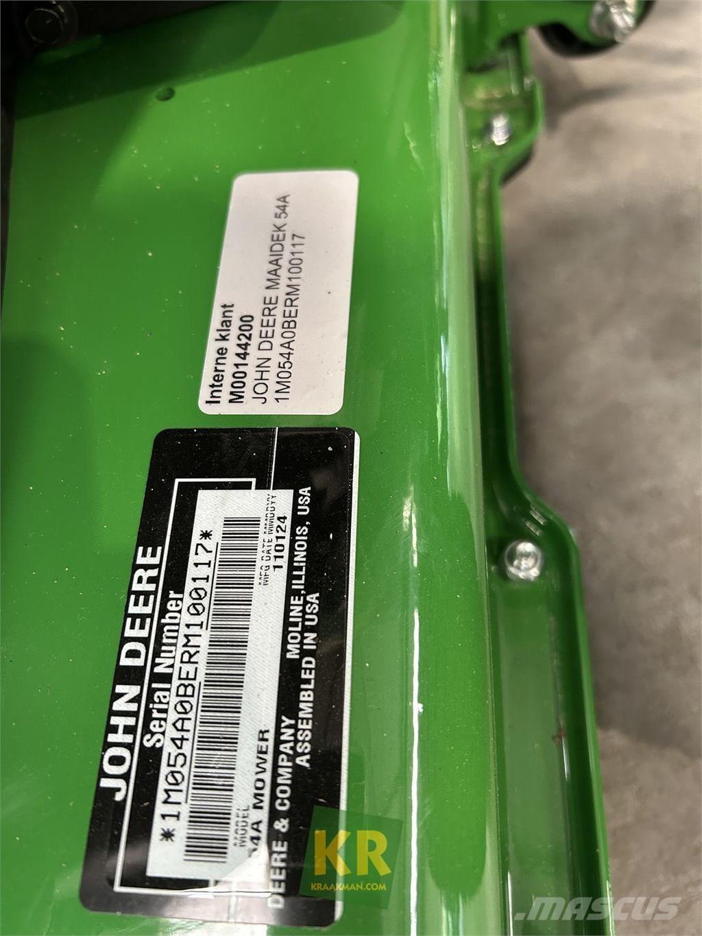 John Deere X380 Tondeuses montées