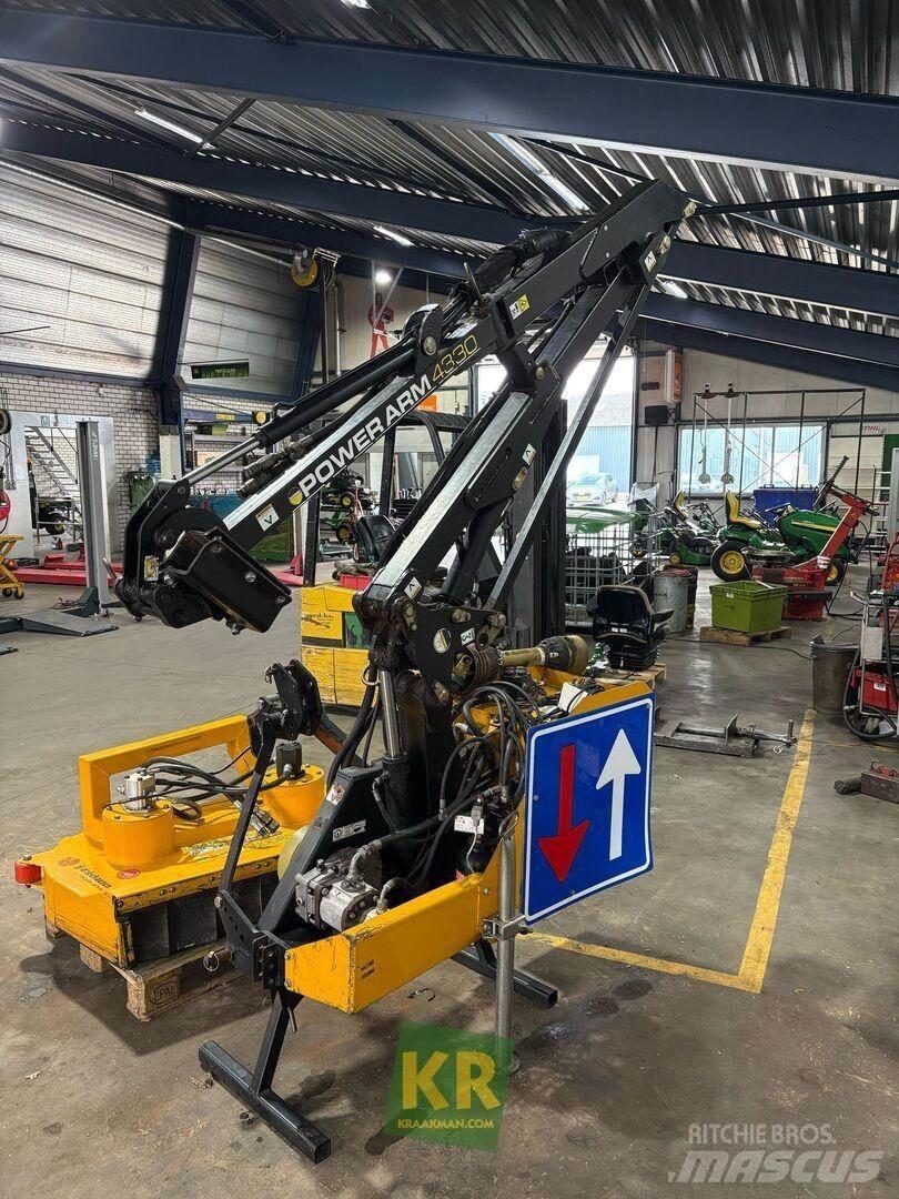 McConnel PA4330 Agriculture - Autres