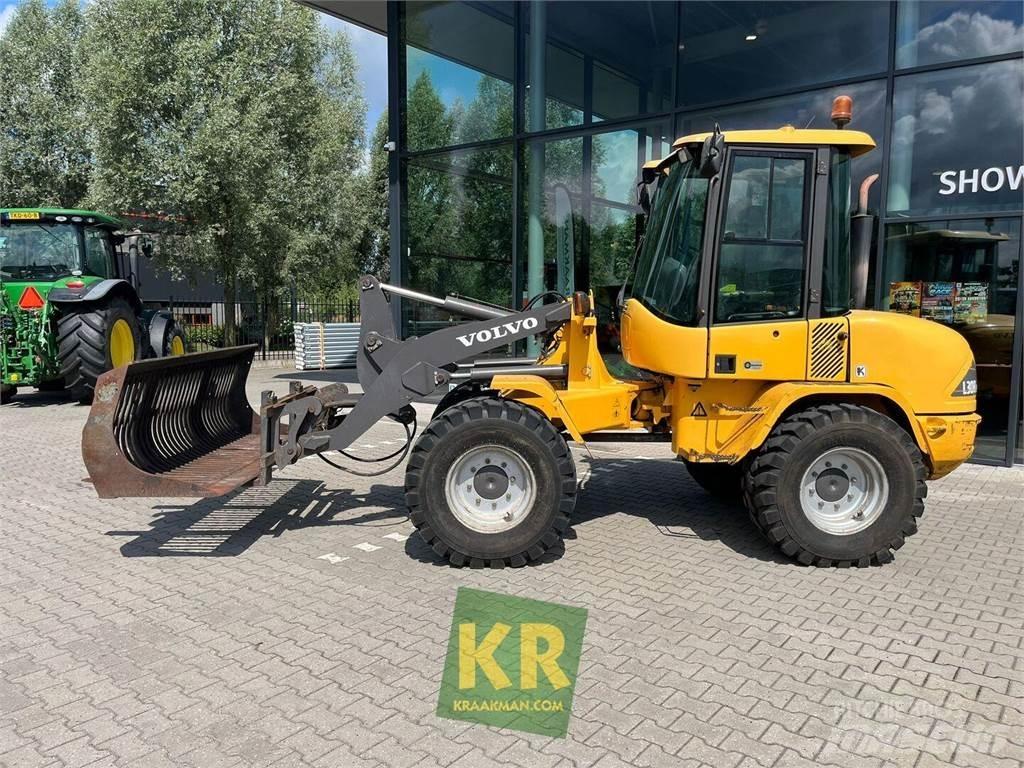 Volvo L30B Chargeuse sur pneus