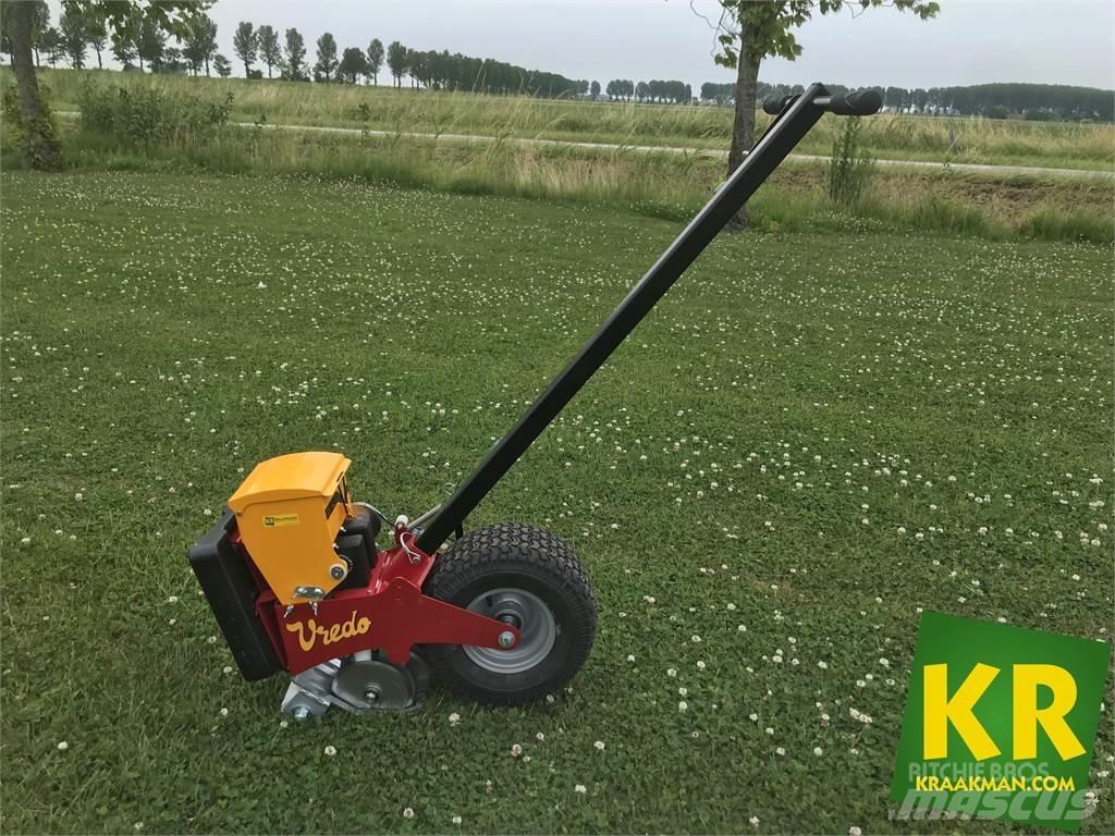 Vredo Turf Buddy Semoir