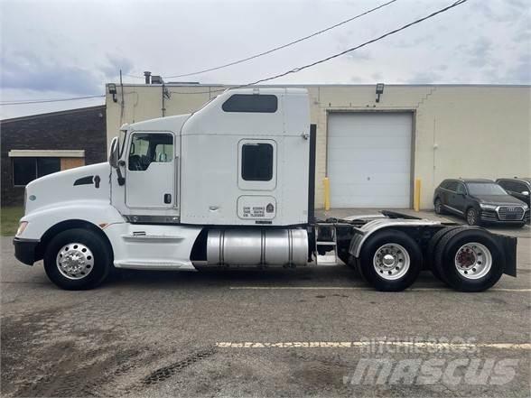 Kenworth T660 Tracteur routier
