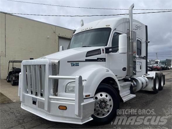 Kenworth T880 Tracteur routier