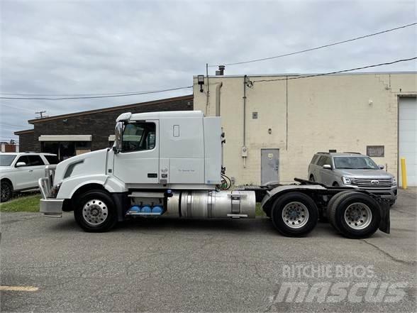 Volvo VNL64T630 Tracteur routier
