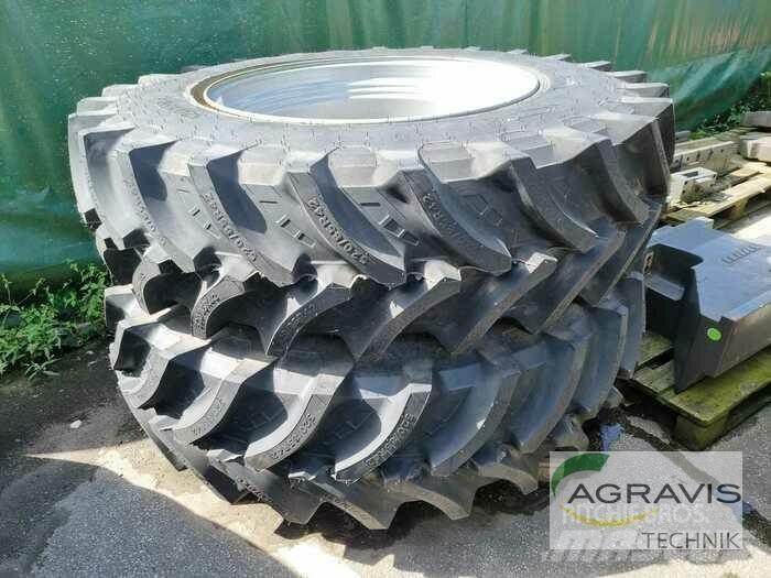  520/85R42 Pneus, roues et jantes