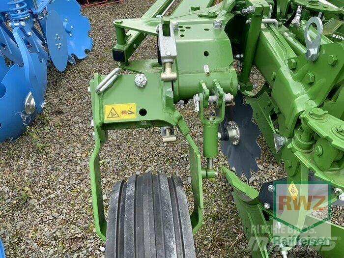 Amazone Cayros XS 950 Charrue réversible