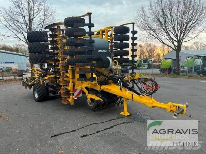 Bednar OMEGA OO 6000 Semoir