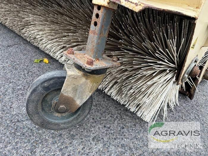 Bema AGRAR 2300 Balayeuse / Autolaveuse