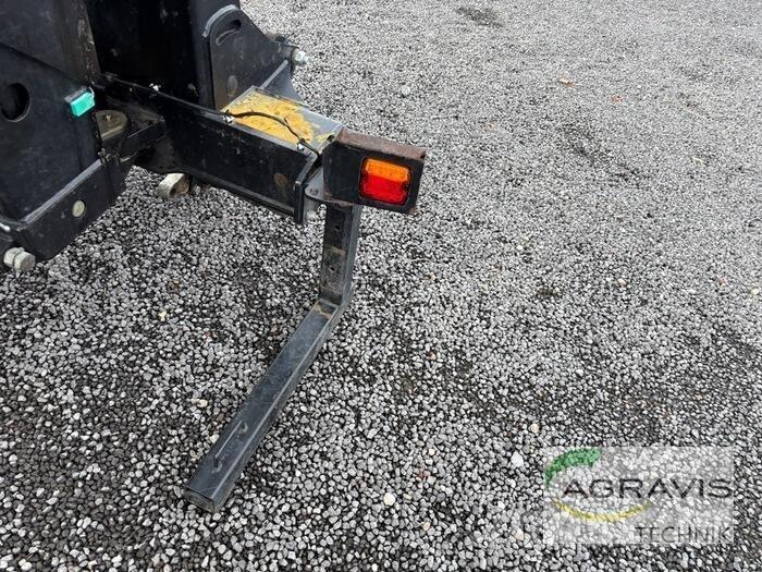  BÖSCHUNGSMÄHER Broyeur / Gyrobroyeur / Epareuse