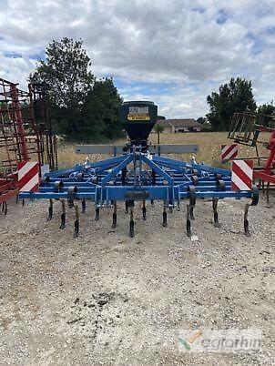  Carré PENTERRA Herse rotative, rotavator