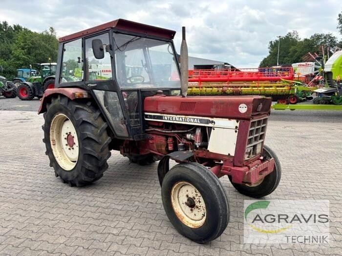 Case IH 844 S Tracteur
