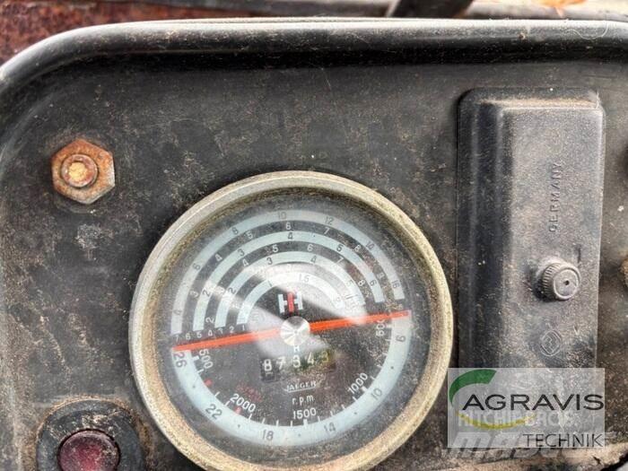 Case IH 844 S Tracteur