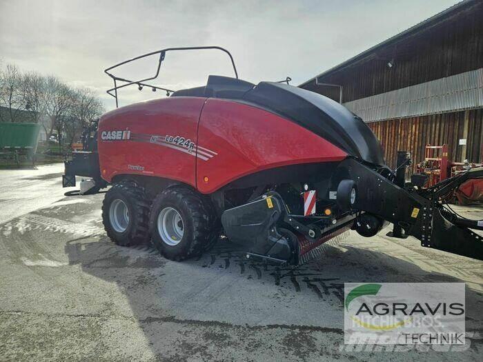 Case IH LB 424 R RL6 Presse cubique