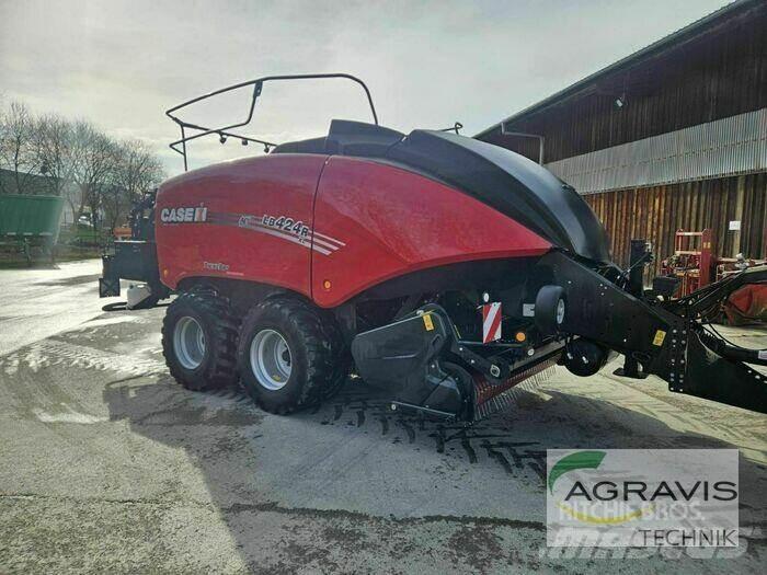 Case IH LB 424 R RL6 Presse cubique