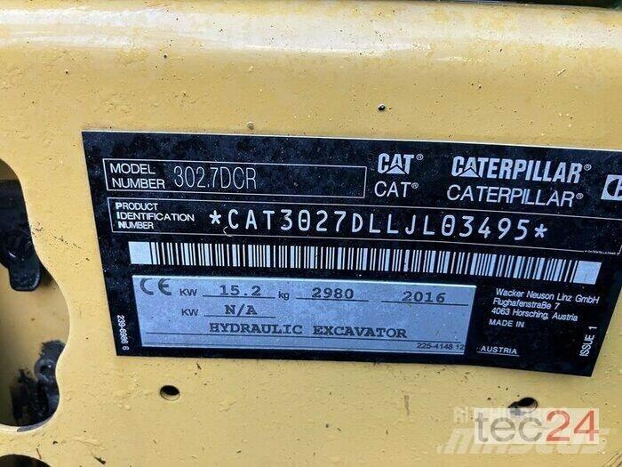 CAT 302.7 D Pelle sur pneus