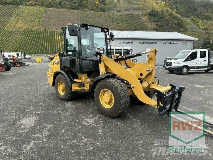 CAT 907 Chargeuse sur pneus
