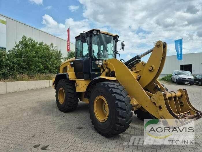 CAT 930 M Chargeuse sur pneus
