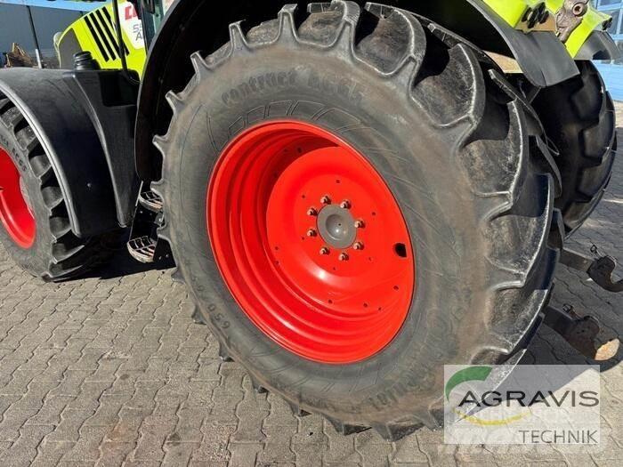 CLAAS ARION 550 CEBIS Tracteur