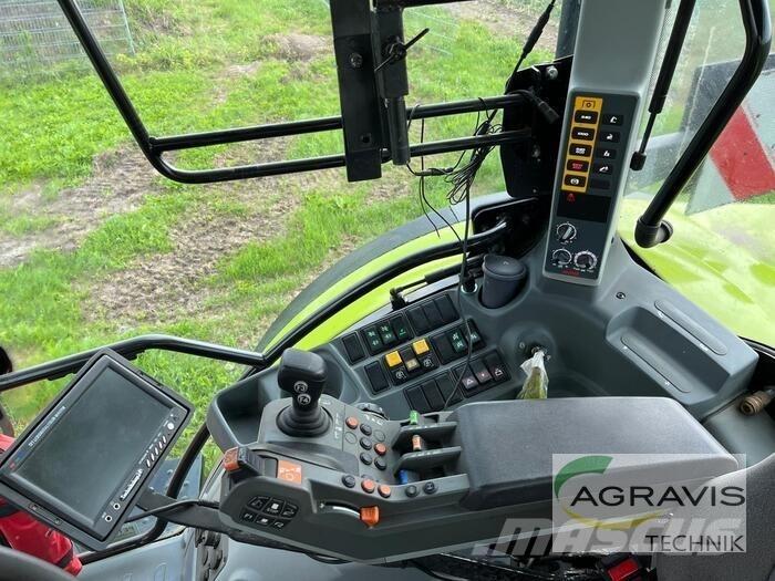 CLAAS ARION 550 CIS+ Tracteur