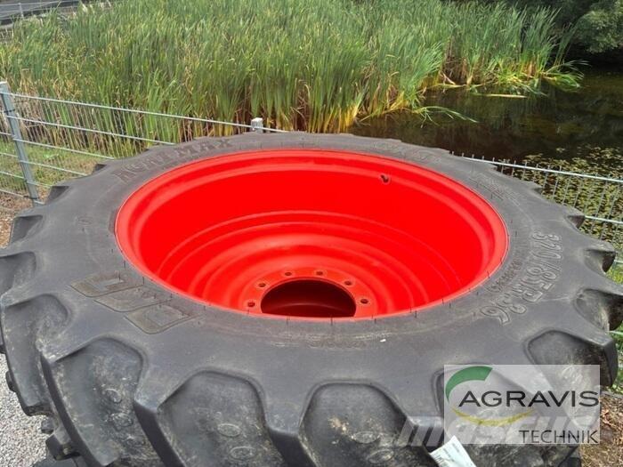 CLAAS ARION 640 CEBIS Tracteur