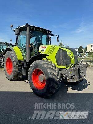 CLAAS ARION 650 Tracteur