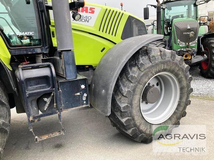 CLAAS AXION 840 CMATIC Tracteur