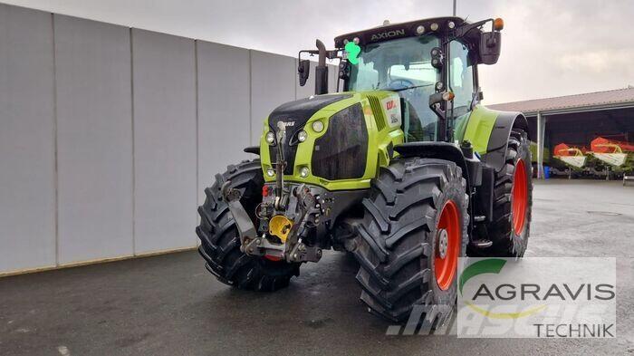 CLAAS AXION 850 Tracteur