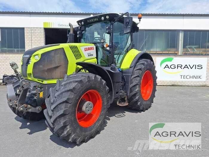 CLAAS AXION 870 Tracteur