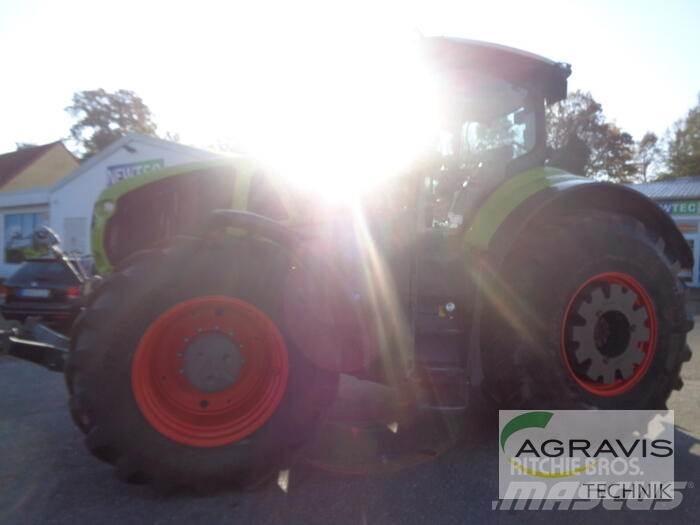 CLAAS AXION 950 CMATIC Tracteur