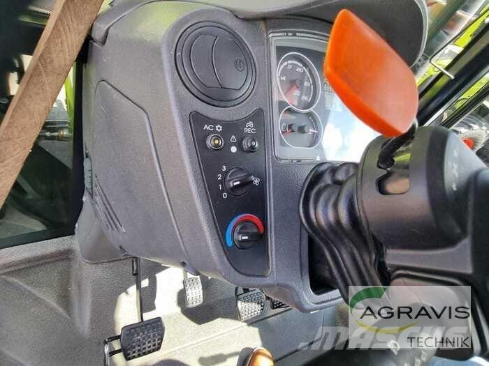 CLAAS AXOS 330 CX Tracteur