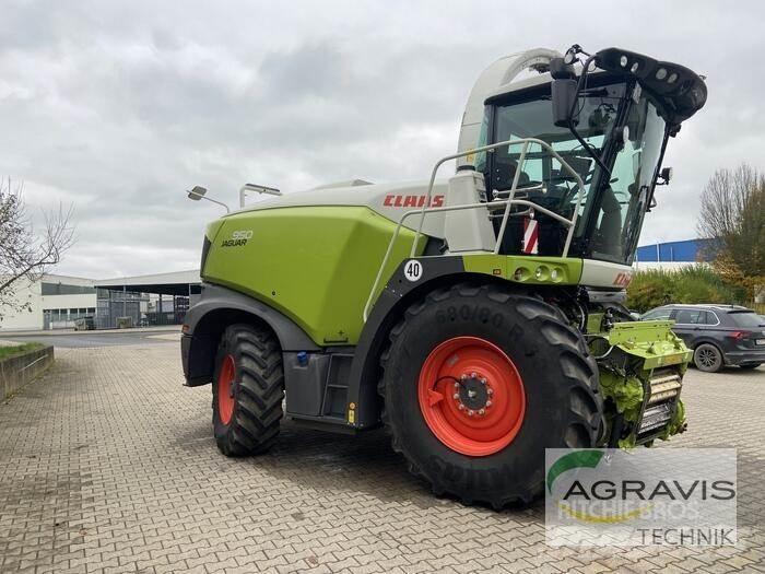 CLAAS JAGUAR 950 Ensileuse automotrice