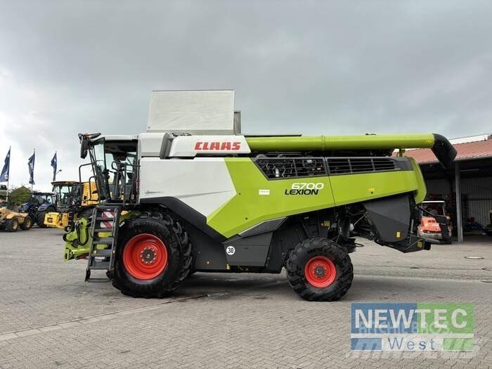 CLAAS LEXION 6700 Moissonneuse batteuse