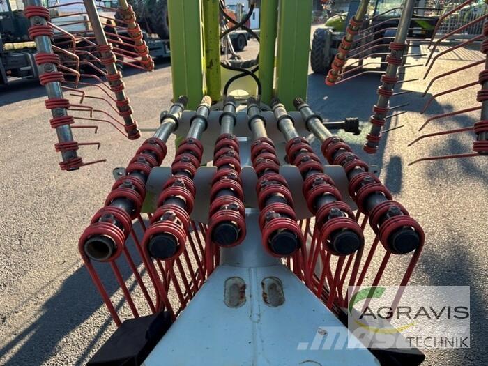 CLAAS LINER 2700 Rateau faneur