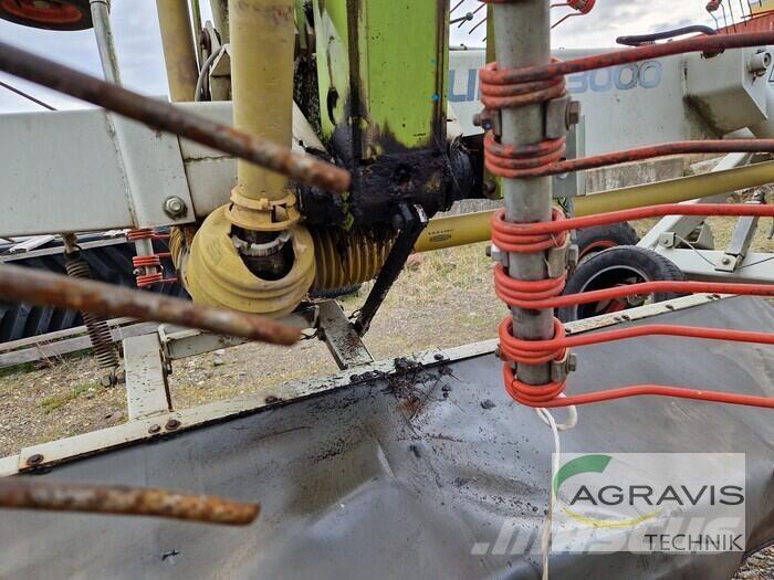 CLAAS LINER 3000 Rateau faneur