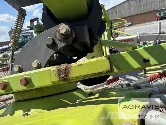 CLAAS LINER 4000 Rateau faneur