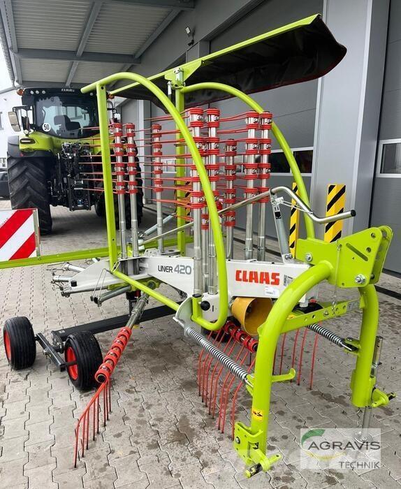 CLAAS LINER 420 Rateau faneur