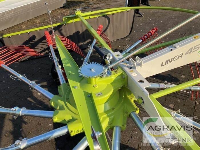 CLAAS LINER 450 Rateau faneur