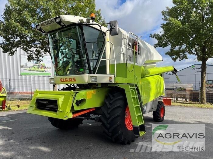 CLAAS MEDION 310 Moissonneuse batteuse