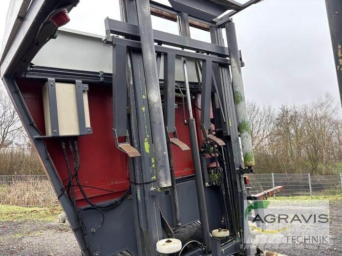 CLAAS QUADRO PAC Autres matériels de fenaison