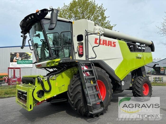 CLAAS TRION 730 Moissonneuse batteuse
