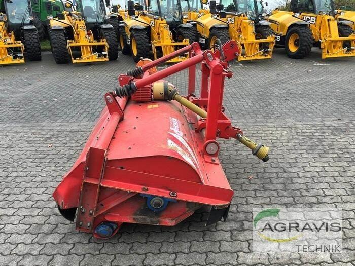 Dücker UM 27 Broyeur / Gyrobroyeur / Epareuse
