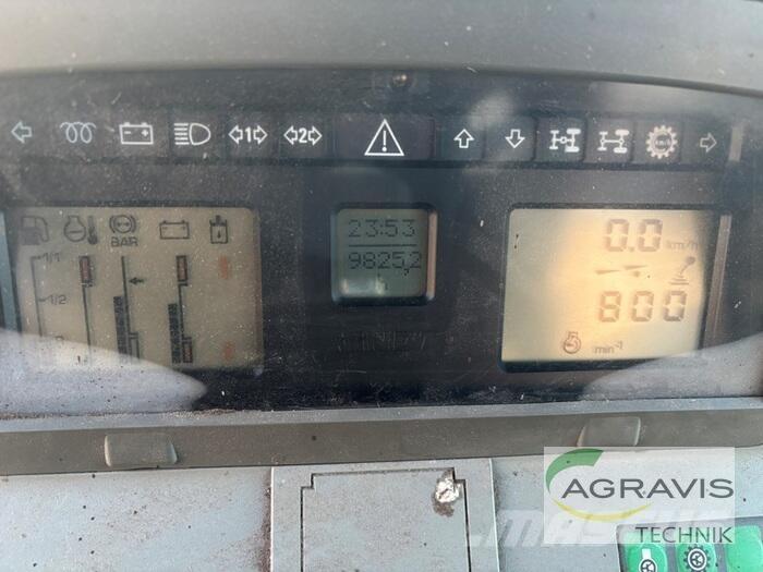 Fendt 711 VARIO Tracteur