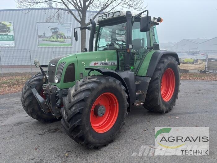 Fendt 714 VARIO Tracteur
